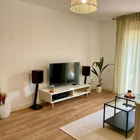 Proche Bordeaux, Joli T2 Avec Terrasse Et Parking *