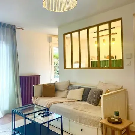 Appartamento Proche Bordeaux, Joli T2 Avec Terrasse Et Parking