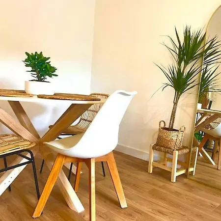 Proche Bordeaux, Joli T2 Avec Terrasse Et Parking *